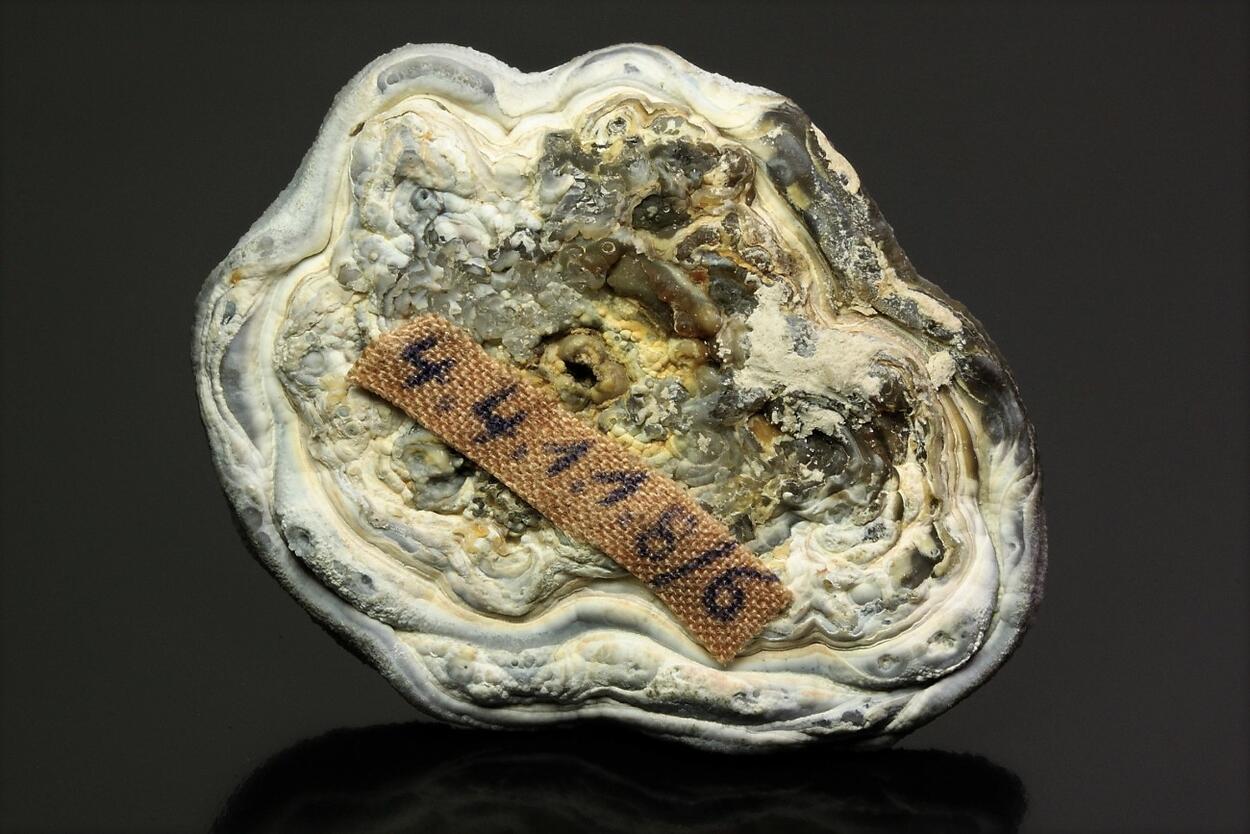 Chalcedony With Quartz