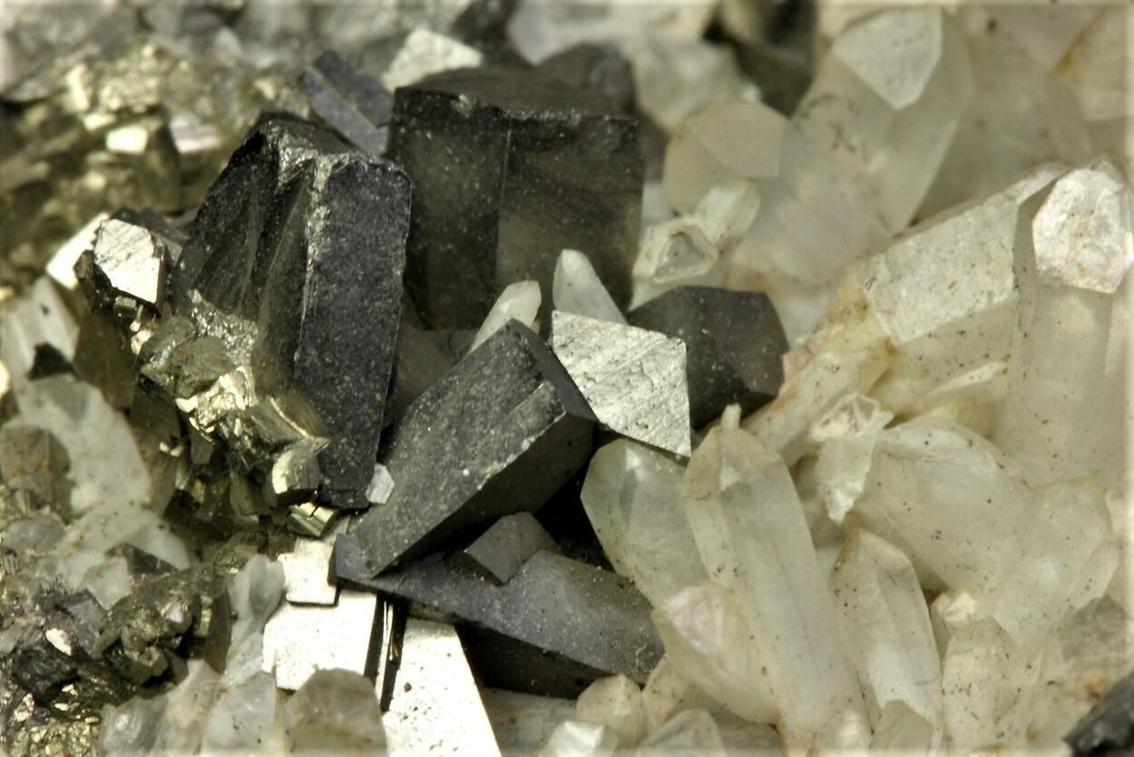 Arsenopyrite With Quartz