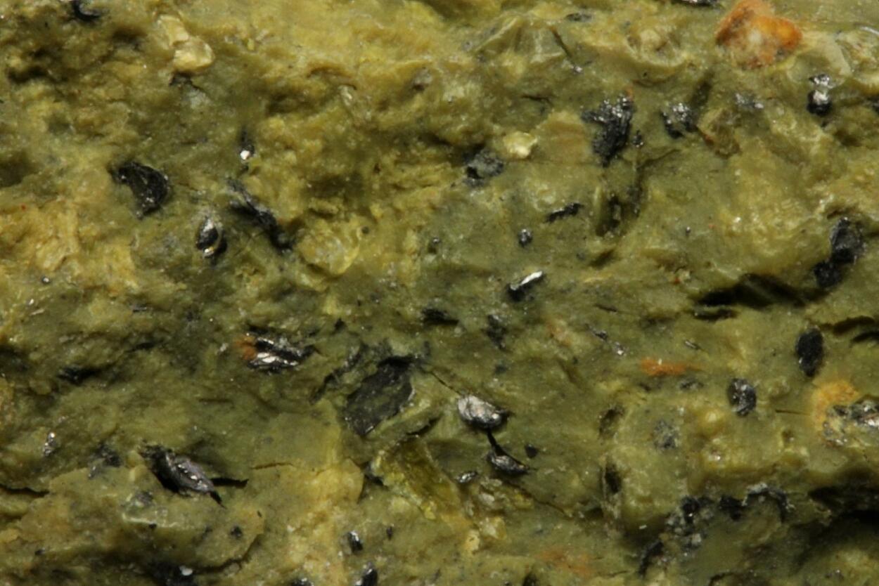 Nontronite With Graphite