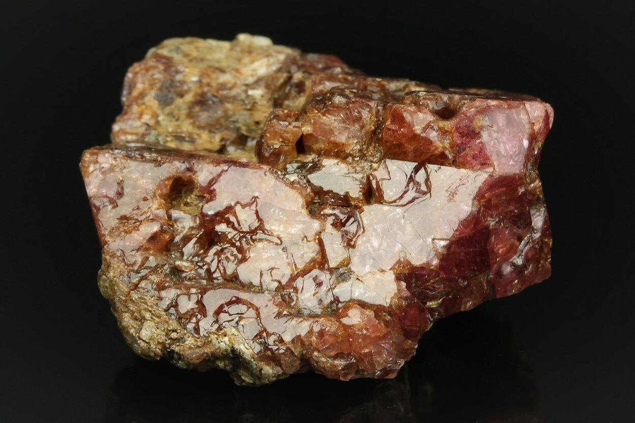 Spinel Var Spinel Law