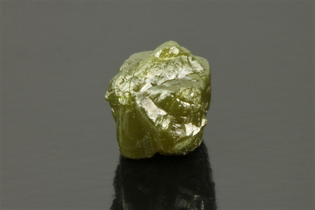 Diamond Var Spinel Law Twin