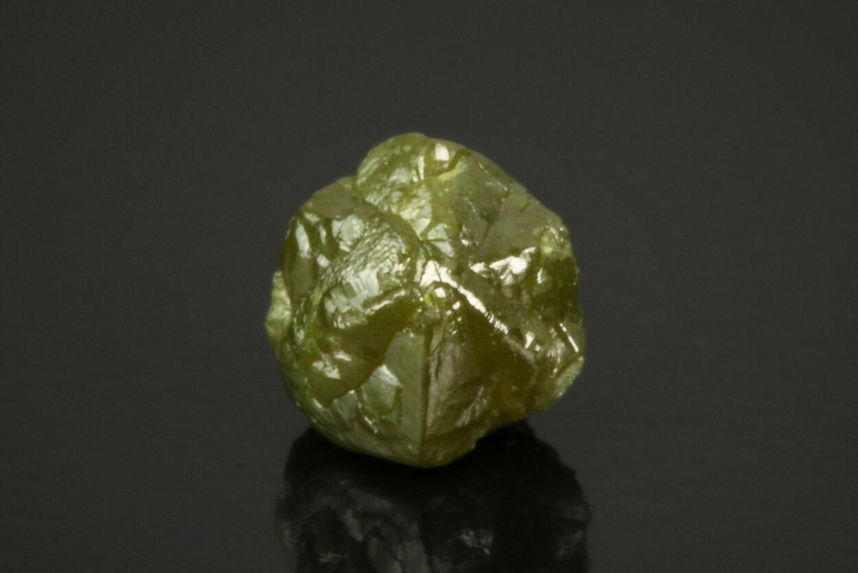 Diamond Var Spinel Law Twin