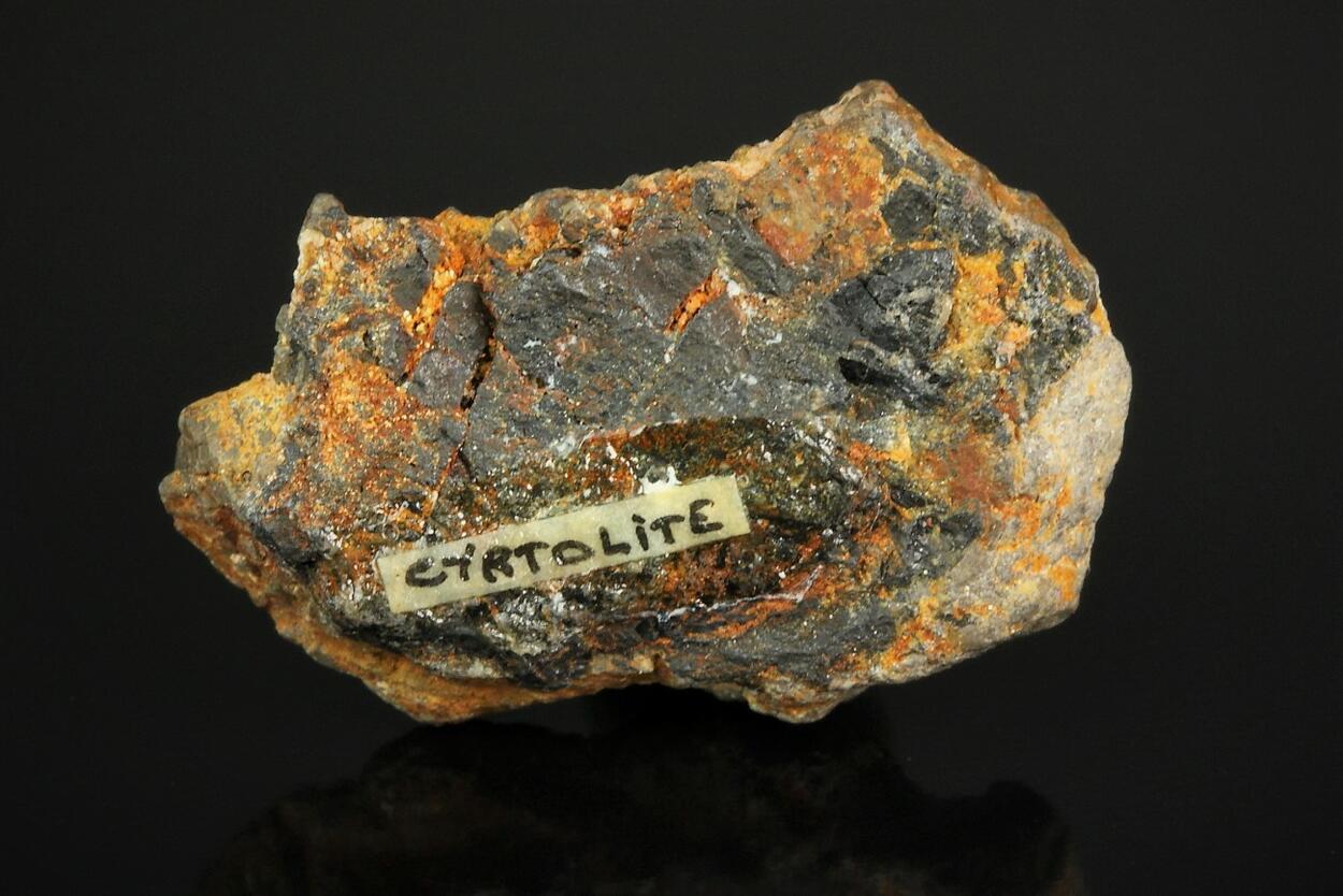 Cyrtolite With Uraninite