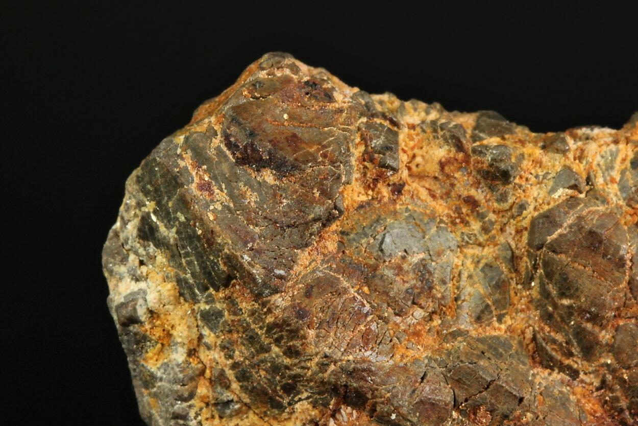 Cyrtolite With Uraninite