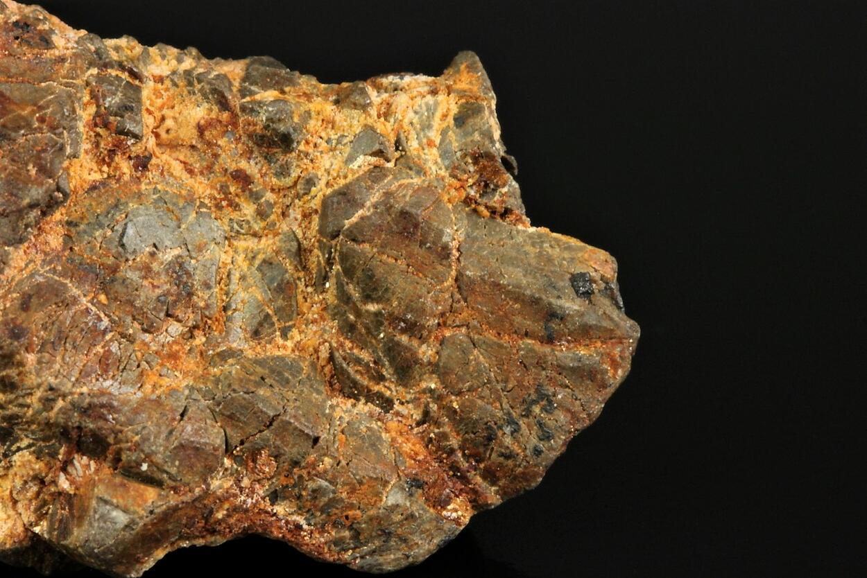 Cyrtolite With Uraninite