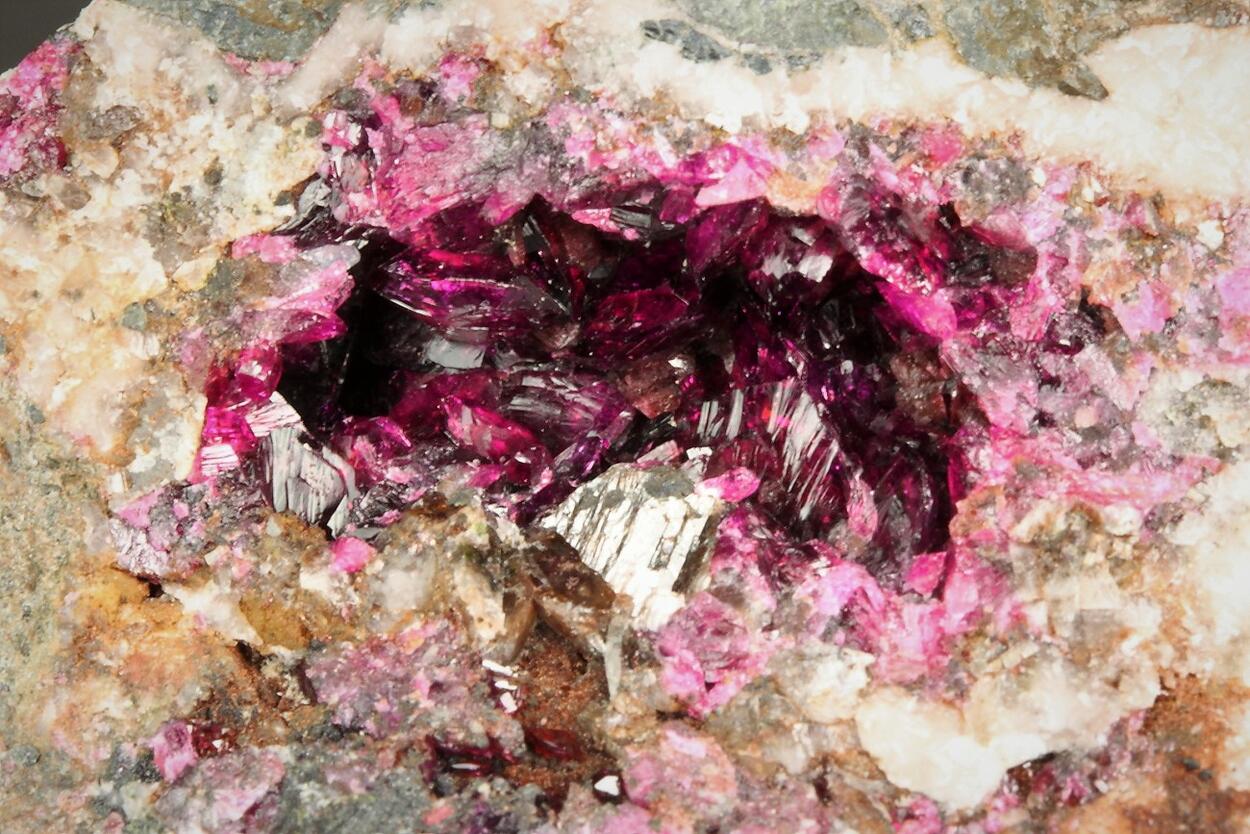 Anorthoroselite On Roselite