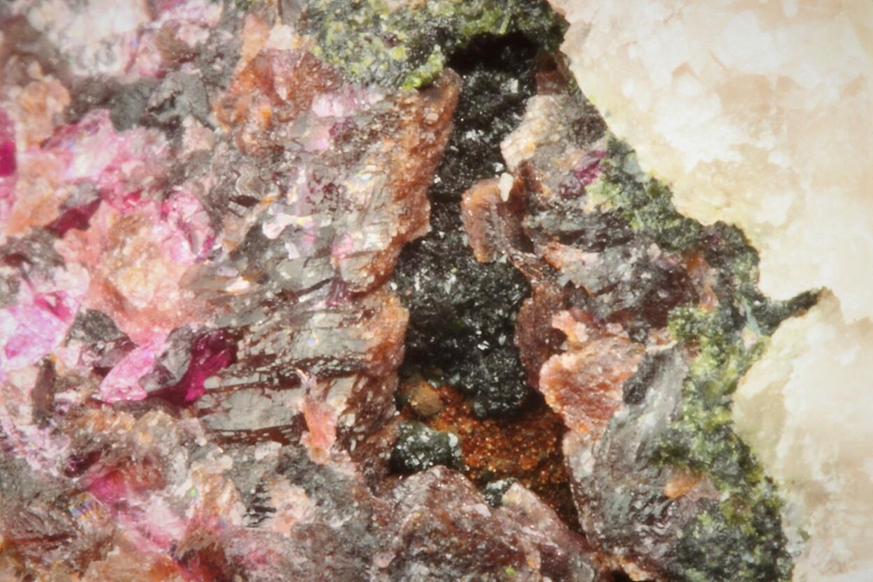 Anorthoroselite On Roselite