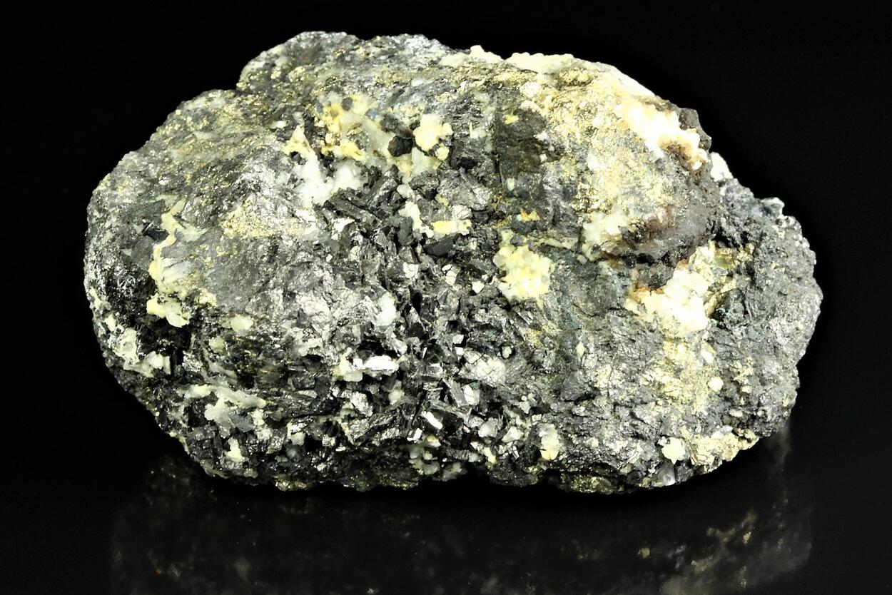Enargite With Pyrite