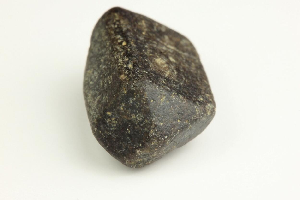 Zircon Var Oyamalite