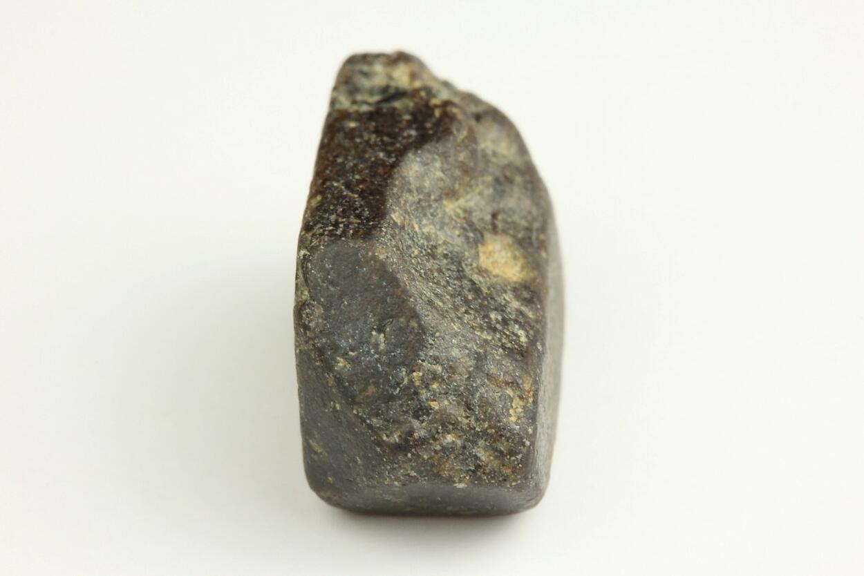 Zircon Var Oyamalite