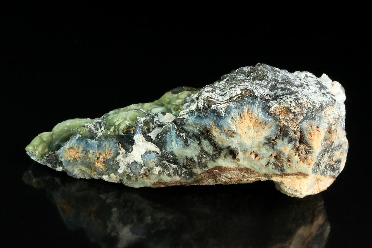 Plumbogummite & Kaolinite Psm Pyromorphite