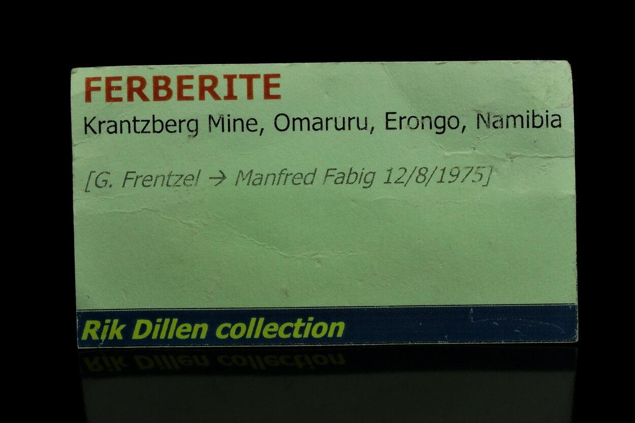 Ferberite With Fluorite