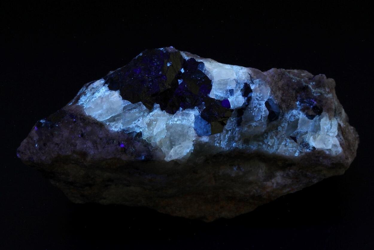 Ferberite With Fluorite