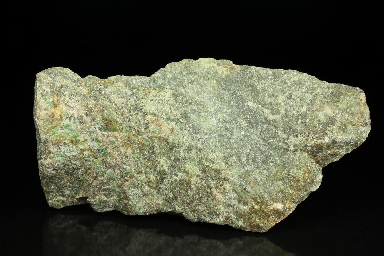Omphacite With Almandine