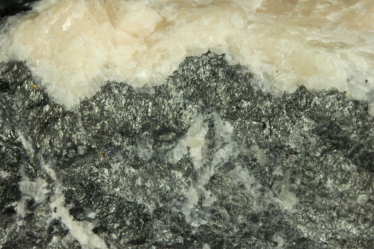 Tennantite-(Fe)