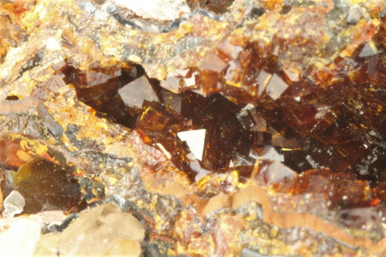 Bariopharmacosiderite