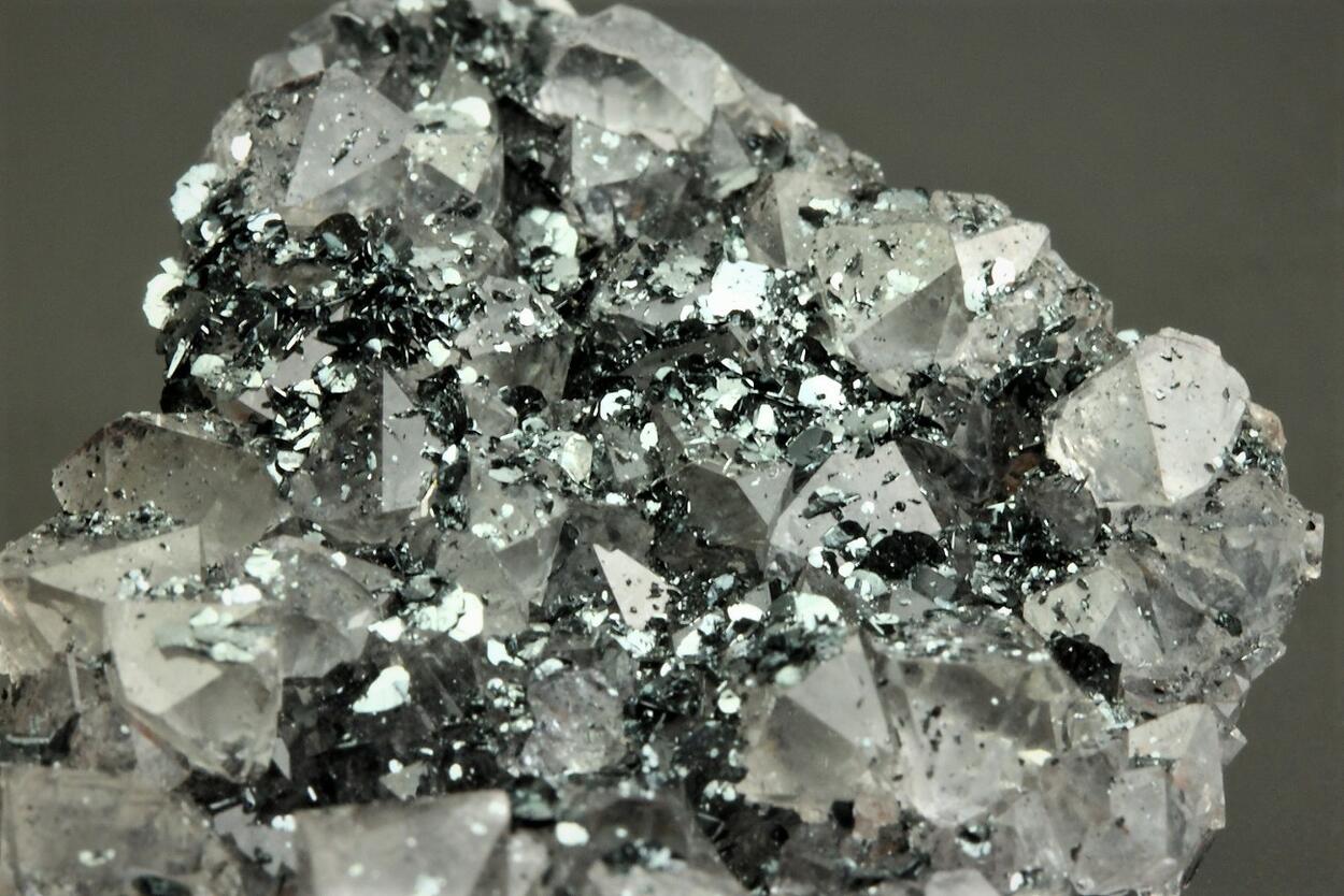 Quartz With Hematite