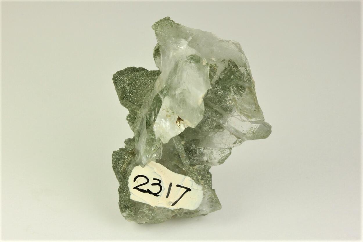 Faden Quartz With Chlorite Inclusions