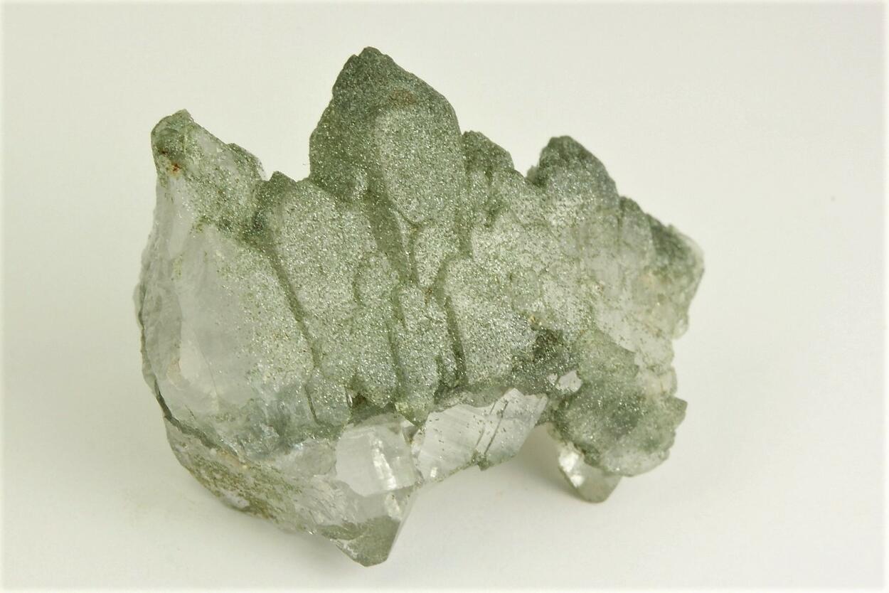 Faden Quartz With Chlorite Inclusions