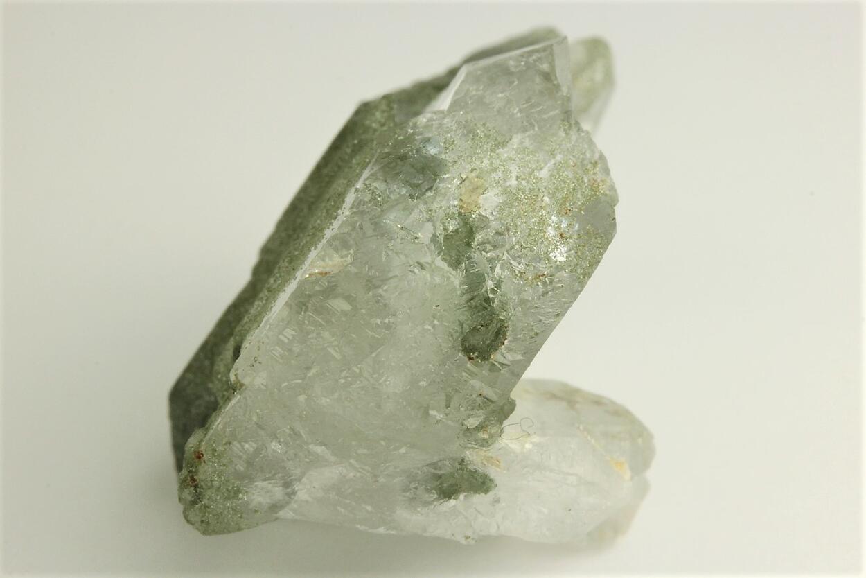 Faden Quartz With Chlorite Inclusions
