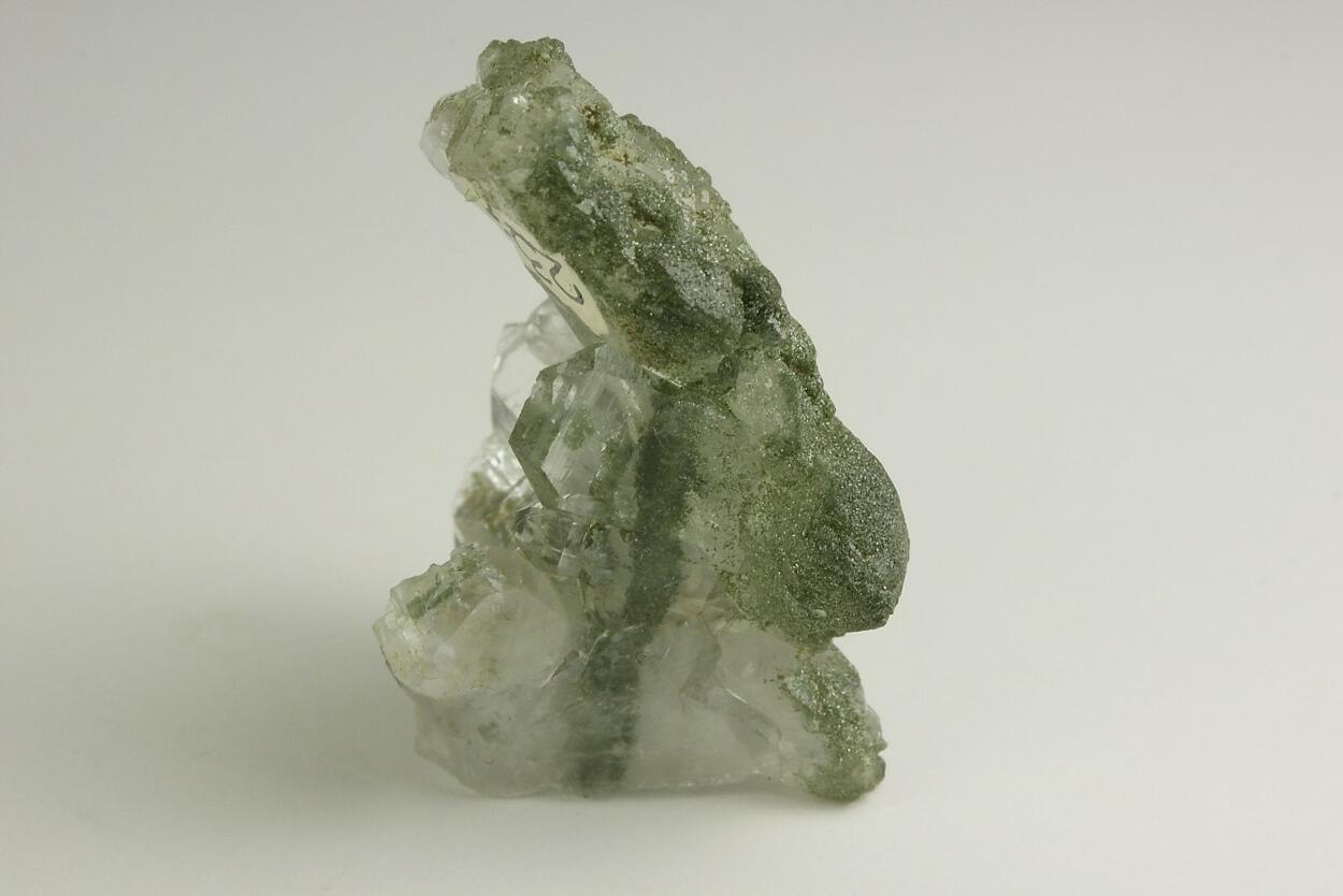 Faden Quartz With Chlorite Inclusions