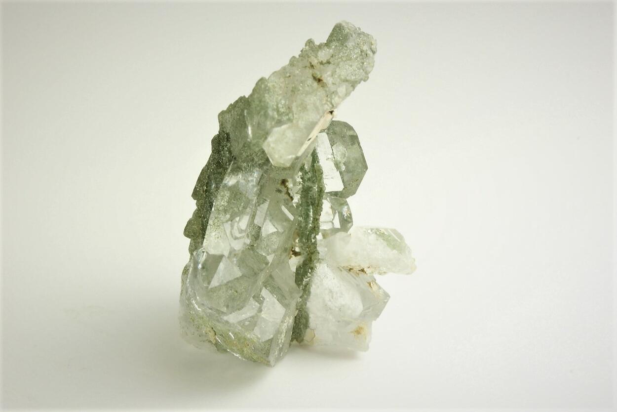 Faden Quartz With Chlorite Inclusions