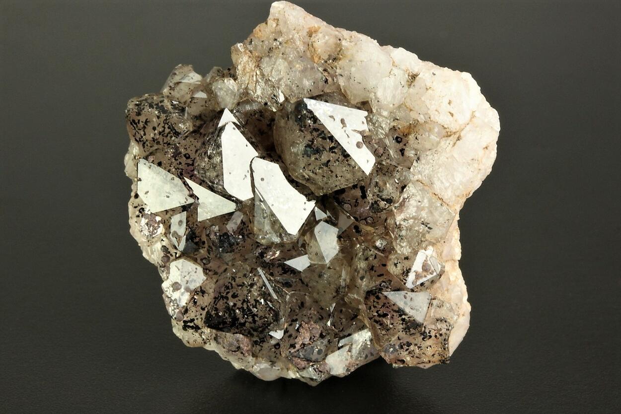 Quartz With Goethite