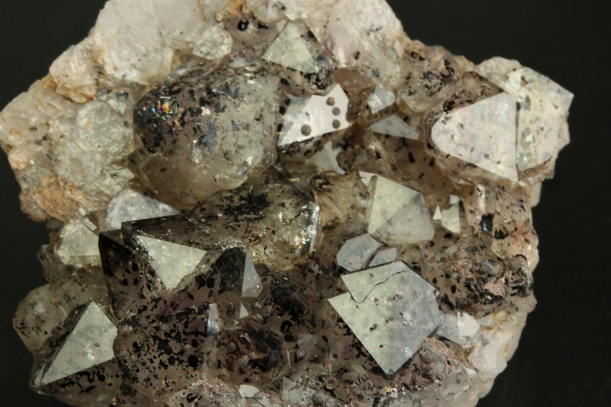 Quartz With Goethite