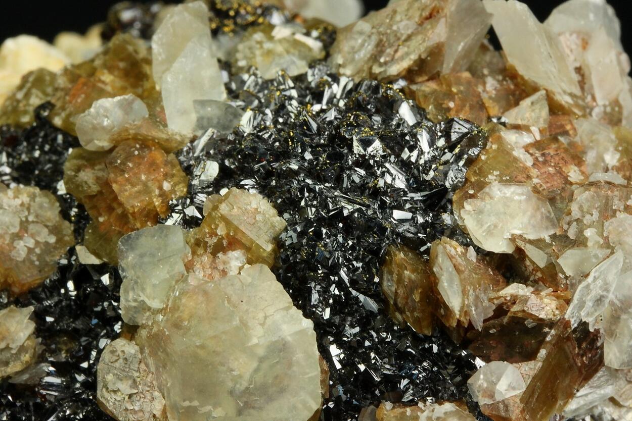 Sphalerite Siderite & Calcite