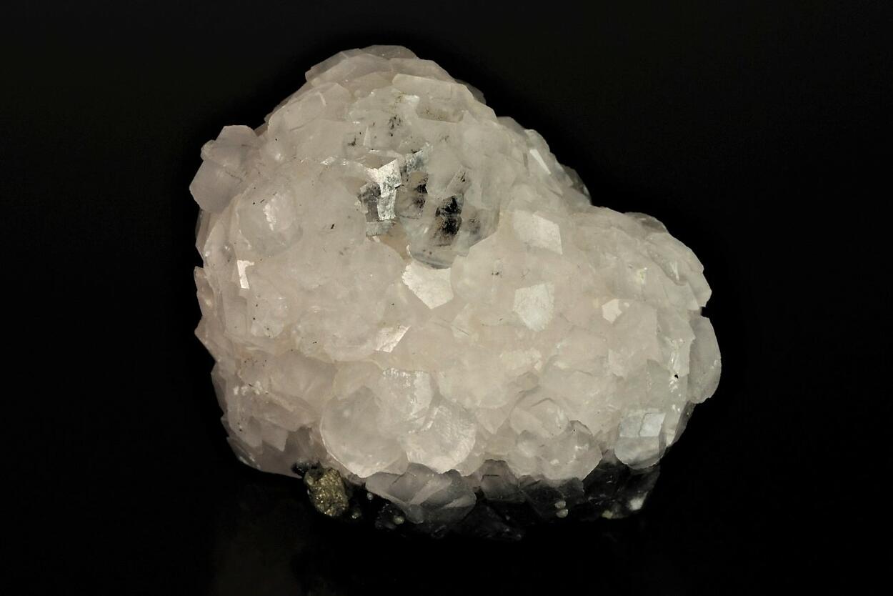 Manganoan Calcite With Boulangerite