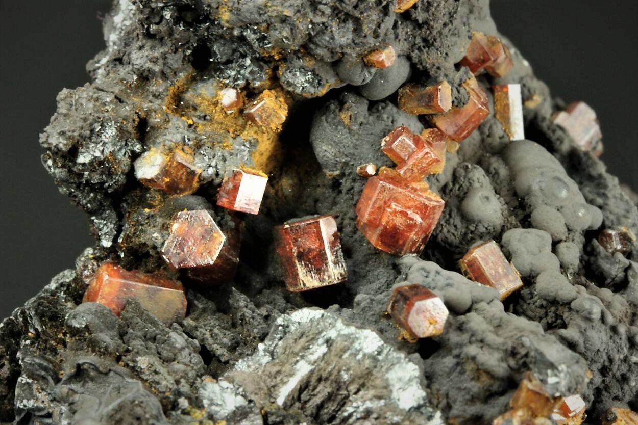 Vanadinite On Pyrolusite