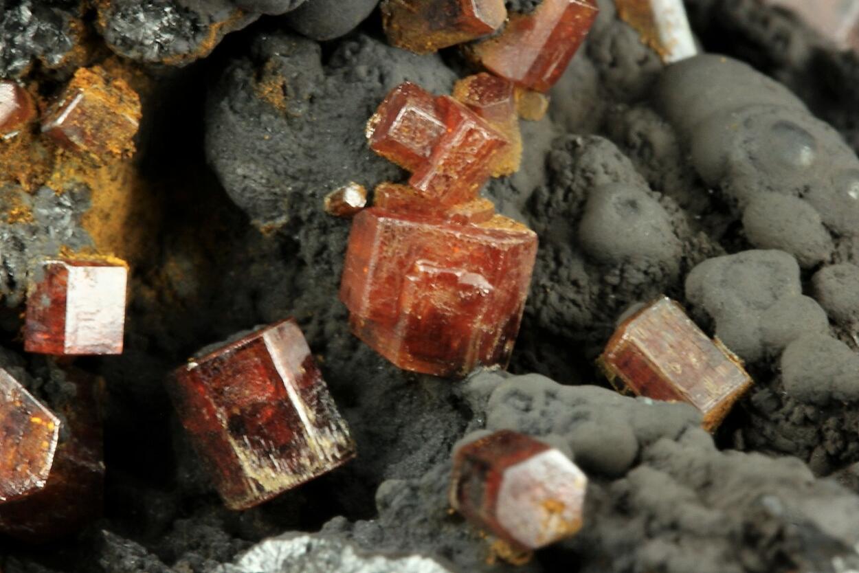 Vanadinite On Pyrolusite