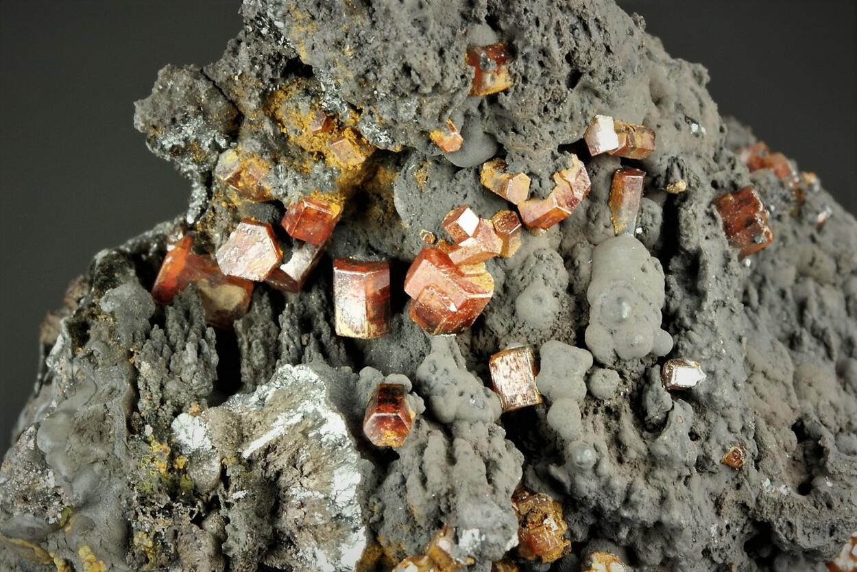 Vanadinite On Pyrolusite