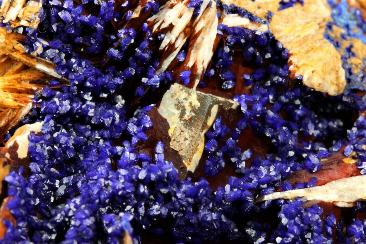 Azurite On Baryte & Fluorite