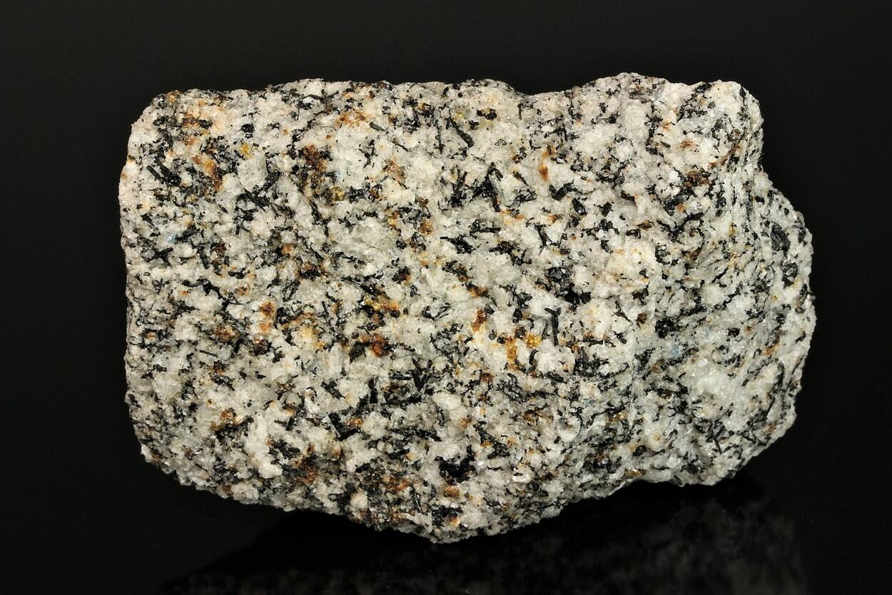 Titanite Sanidine & Haüyne