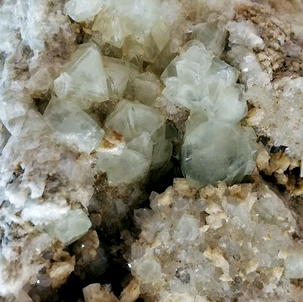 Fluorite & Epistilbite