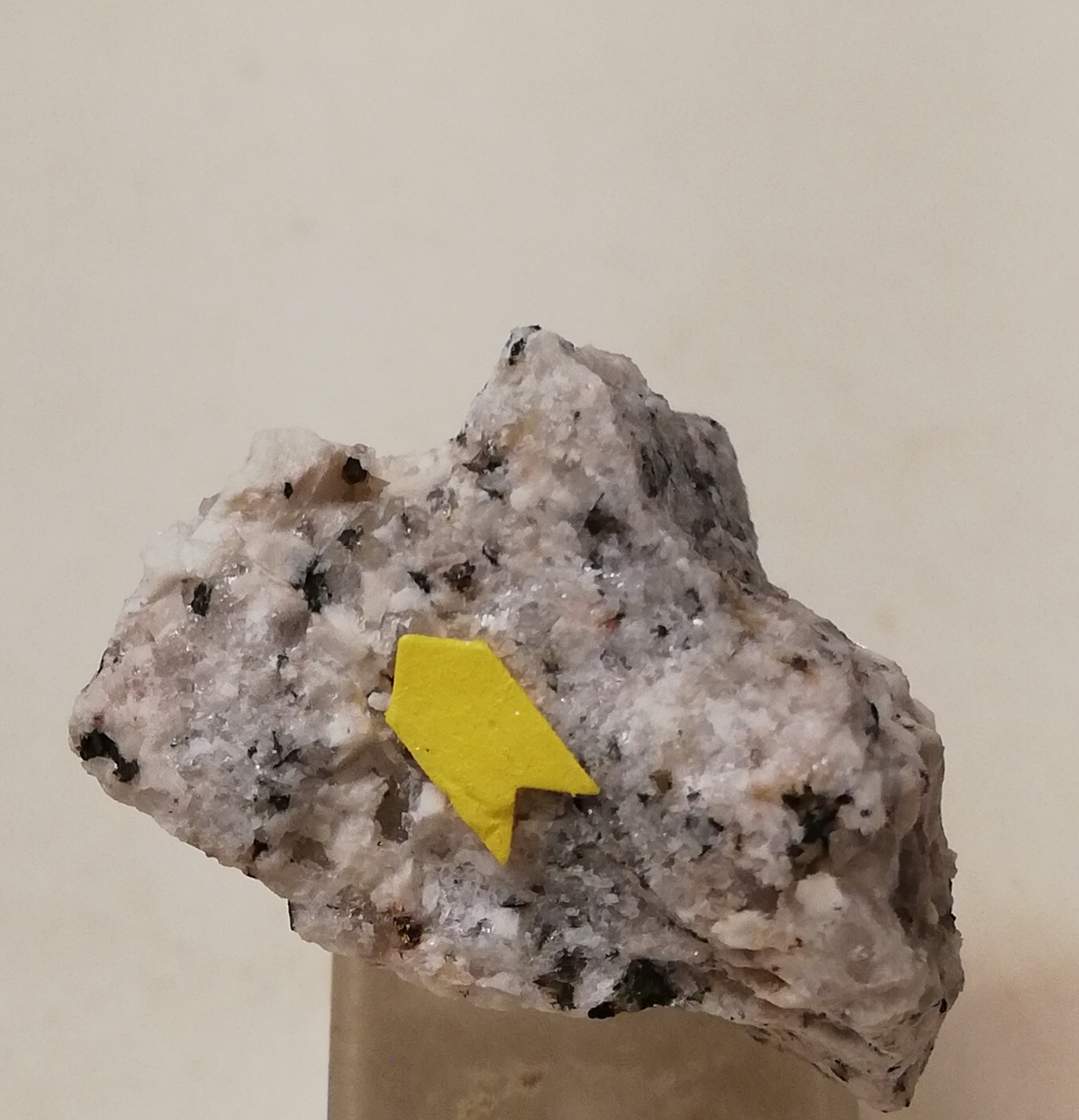 Gadolinite-(Y)