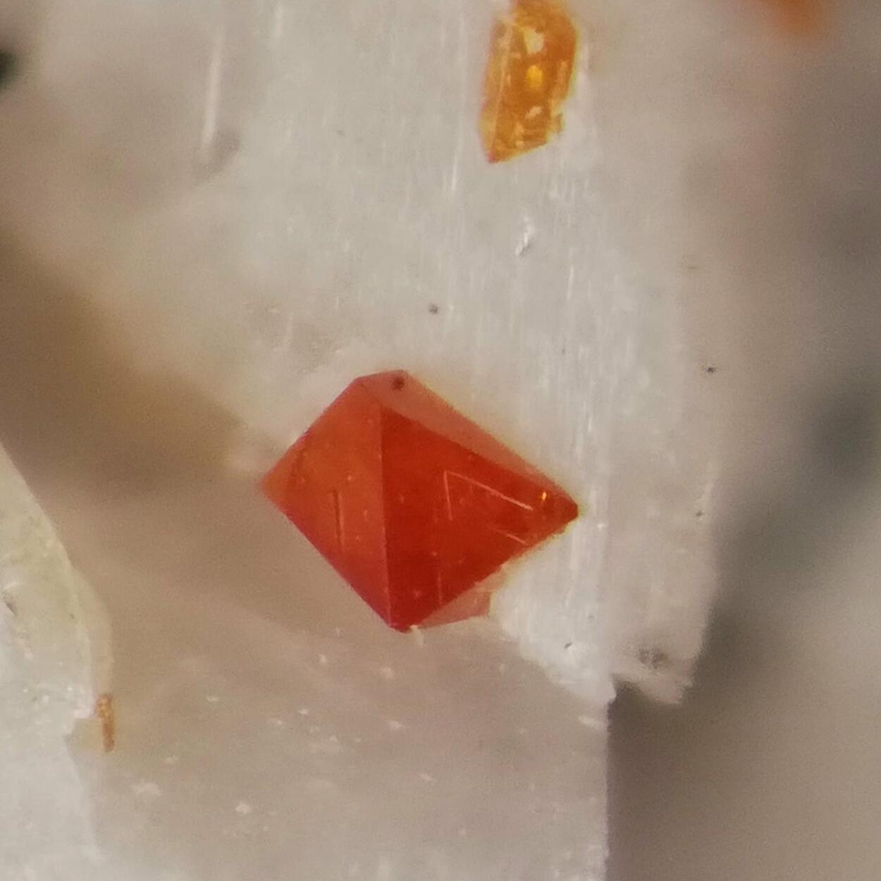 Fluornatropyrochlore & Zircon