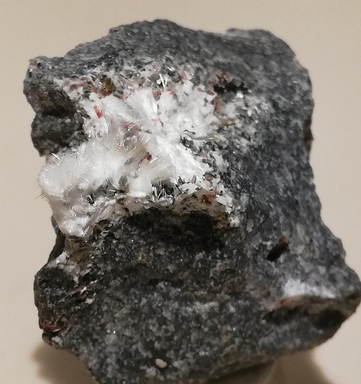 Makatite Eudialyte Ellingsenite