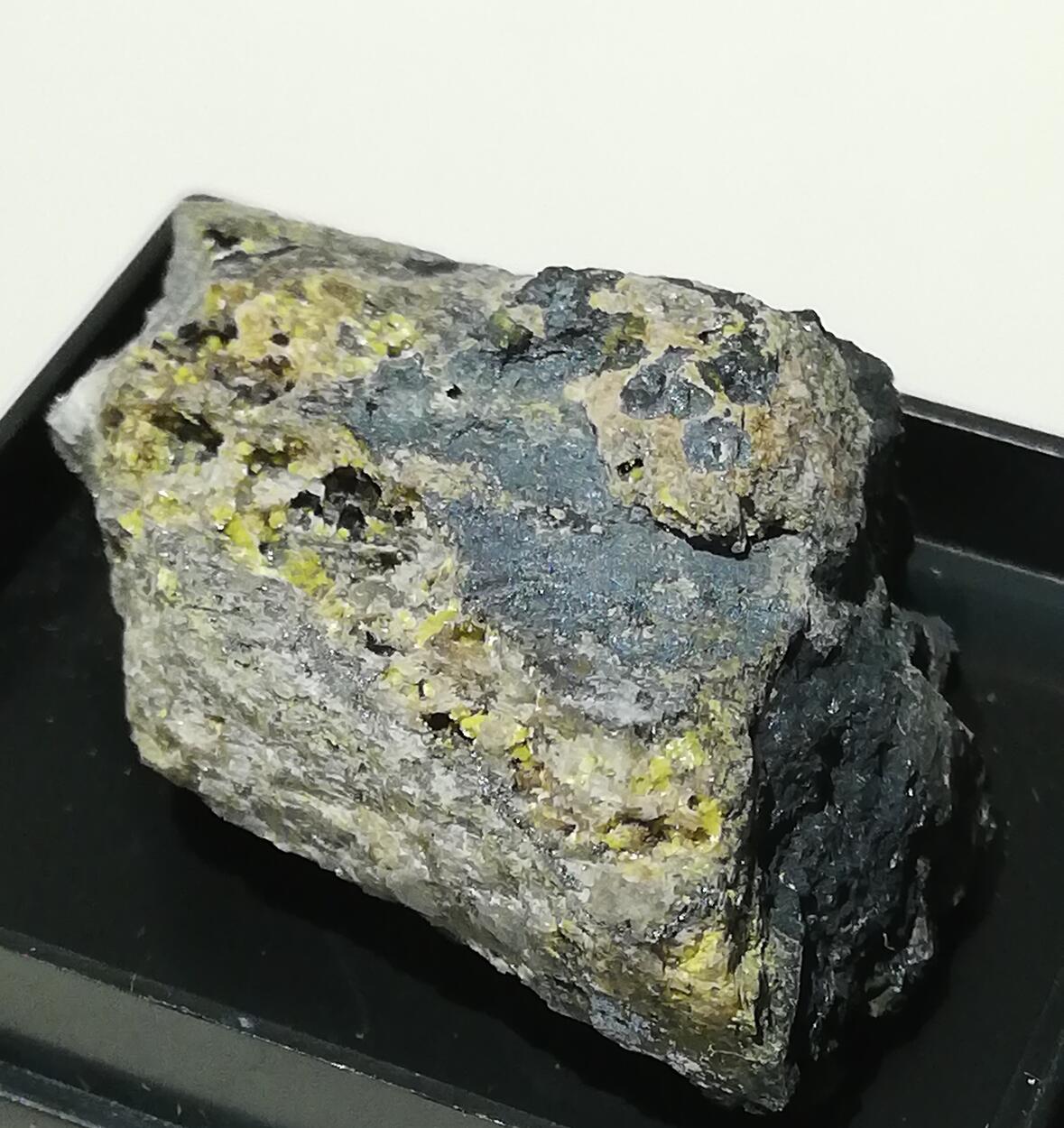 Schoepite On Uraninite