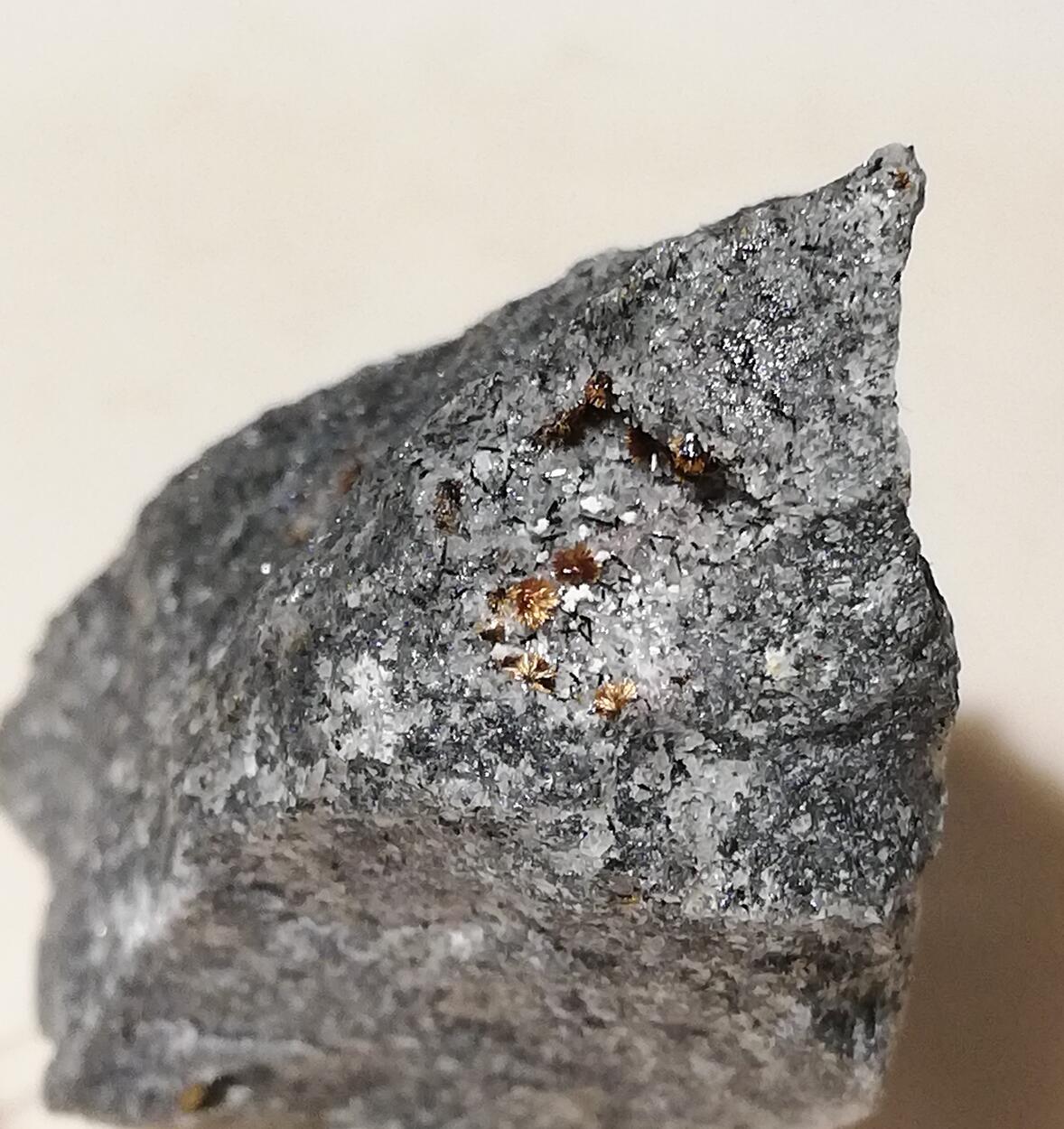 Ellingsenite & Tuperssuatsiaite