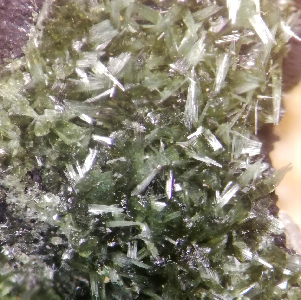 Olivenite