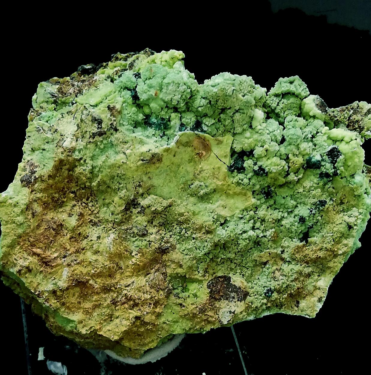 Gillardite On Gaspéite