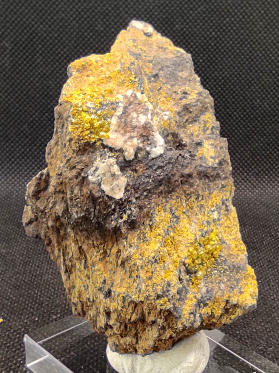 Campylite Mimetite & Cerussite