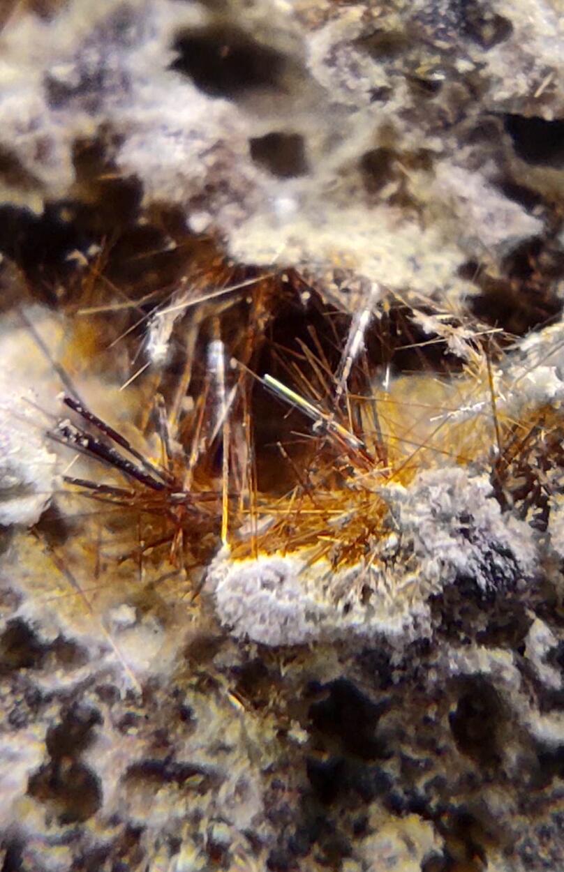 Yuanfuliite Calcite Hematite & Diopside