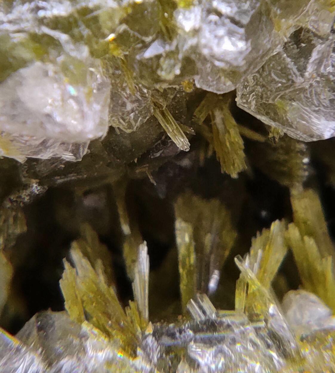 Clinozoisite & Quartz