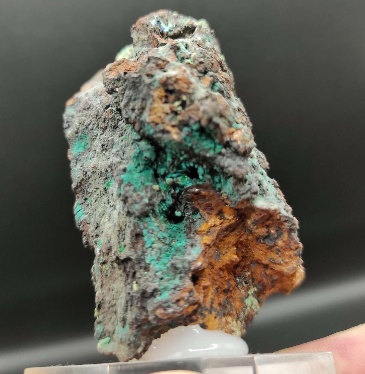 Chrysocolla & Brochantite