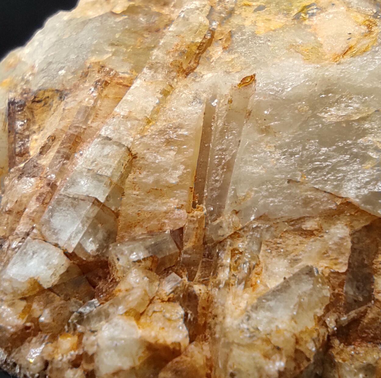 Aquamarine & Muscovite On Quartz