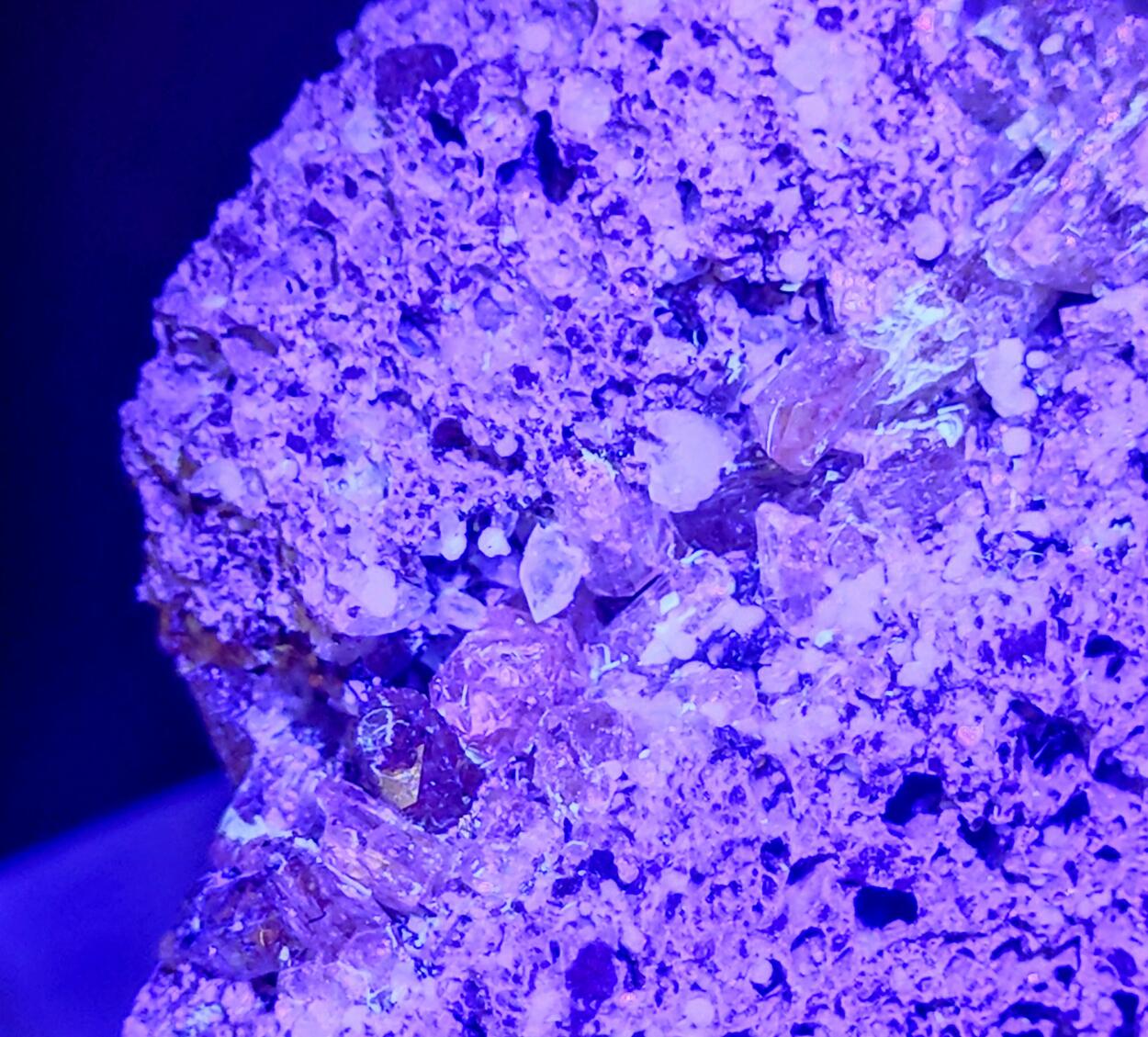 Fluorapatite Calcite & Hematite