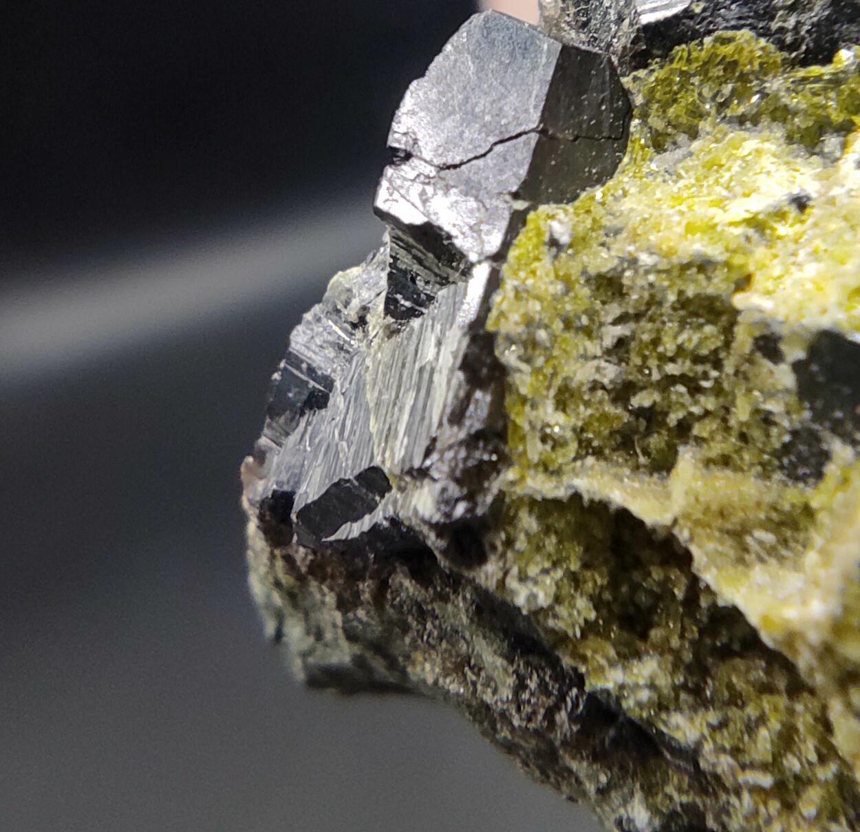 Clinozoisite & Andradite